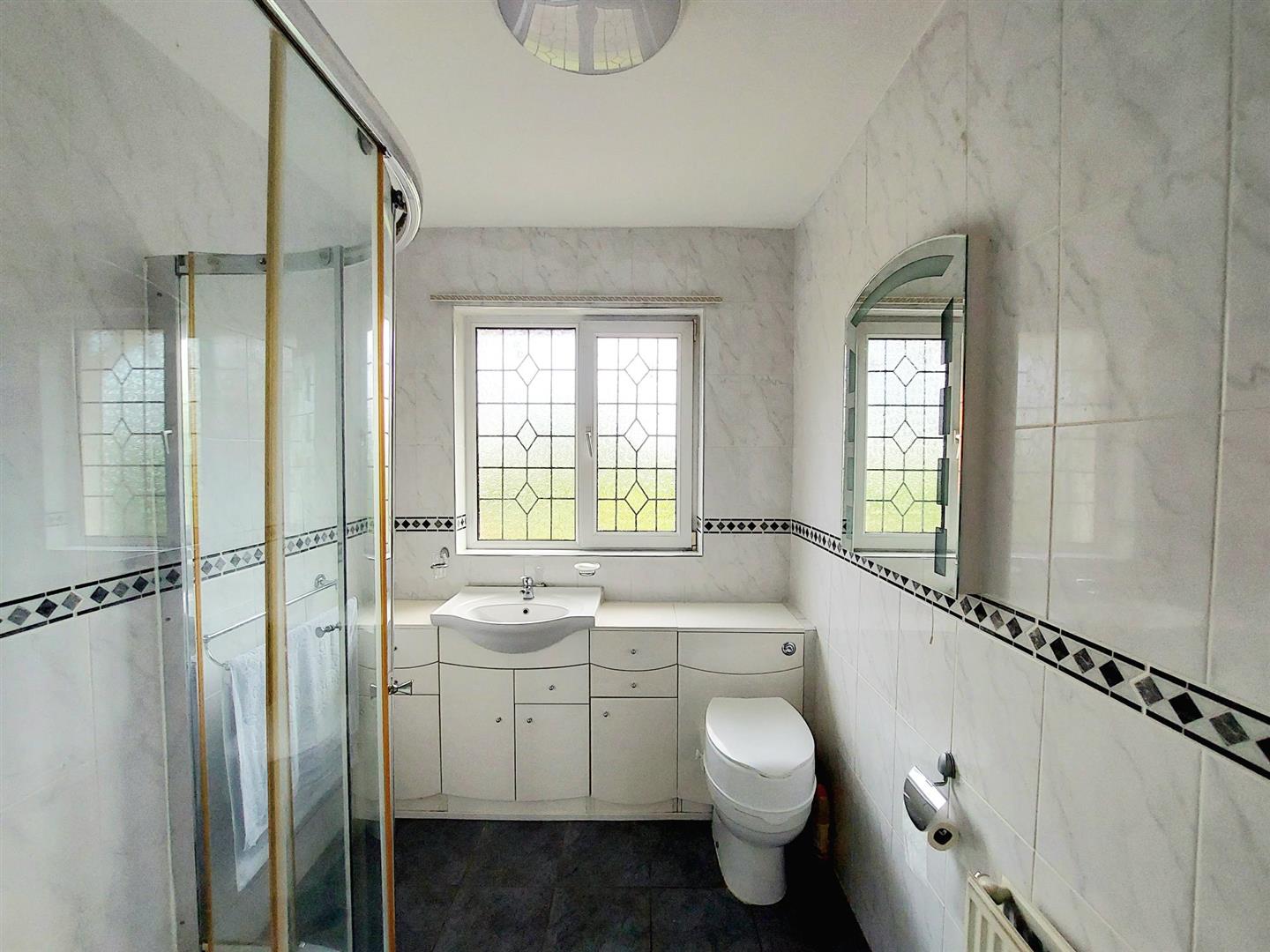 Victoria Road, Waunarlwydd, Swansea, SA5 4SX